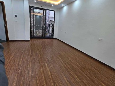 Nhà thông phố Hào Nam 45m2 x 5T 2 mặt thoáng cách ô tô tránh 30m về ở ngay, hơn 8 tỷ 2
