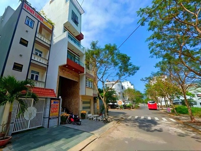 Bán đất biển 123.5m2 đường 7m5 Đỗ Thế Chấp, Sơn Trà gần Vương Thừa Vũ 3