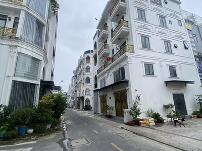 Nhà 4x14m, khu dân cư đồng bộ, 5 tầng, Lê Văn Quới - Bình Tân nhỉnh 6 tỷ 5