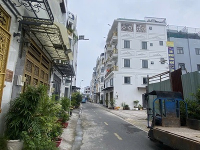 Nhà 4x14m, khu dân cư đồng bộ, 5 tầng, Lê Văn Quới - Bình Tân nhỉnh 6 tỷ 6