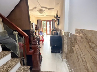 Nhà mặt tiền Kênh Nước Đen giá tốt 0