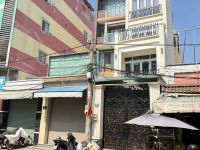 Nhà mặt tiền Kênh Nước Đen giá tốt 12