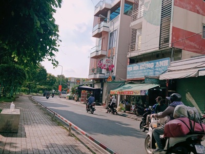 Nhà mặt tiền Kênh Nước Đen giá tốt 14