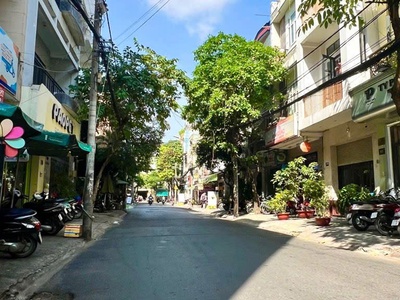 Nhà MT Bàu cát gần khu Đồng Đen, Trương Công Định 10