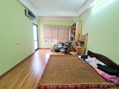 Bán nhà kim giang dt 45m2 x5t, ngõ rộng,thoáng,gần phố,giá chỉ 8,25 tỷ,sđcc 3