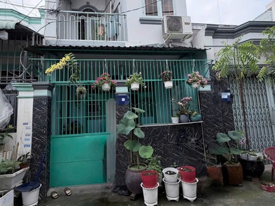 Nhà xinh xinh 1 lầu 4mx14m đường 4,5m lê văn khương q12 0