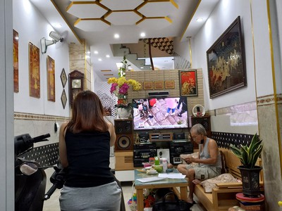 40m hxh - 4.1 tỷ - nguyễn thị định  q2  - 4 tầng 0