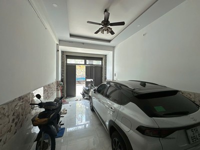 Chính chủ gửi bán nhà 4 tầng xe hơi ngủ trong nhà 64m2 nguyễn tư giản ngay chợ 12 tỷ hơn. 2