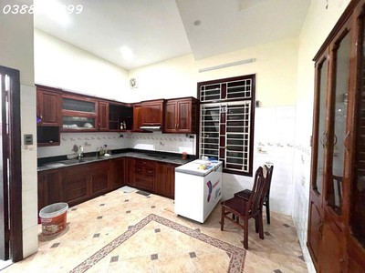 Bán nhà phân lô nguyên hồng, đống đa - 52m2 x 5 tầng - mt 4.7m - ô tô tránh - sát hồ - kinh doanh 3