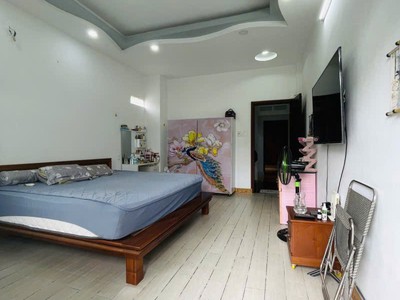 Chính chủ gửi bán nhà 4 tầng xe hơi ngủ trong nhà 64m2 nguyễn tư giản ngay chợ 12 tỷ hơn. 3