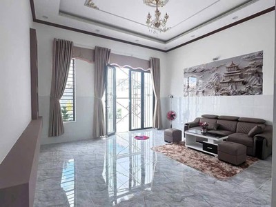 Bán nhà cấp 4 gần chợ phú lạc xã phong phú bình chánh giá 775 tiệu 4