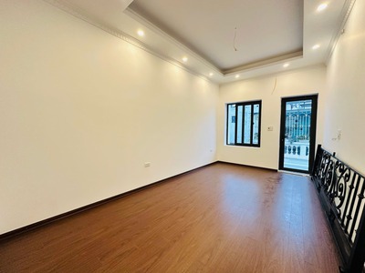 Trung tâm đống đa phố hào nam 40m 5 thang máy nhỉnh 10 tỷ khu vực  dân trí  an ninh tốt 2