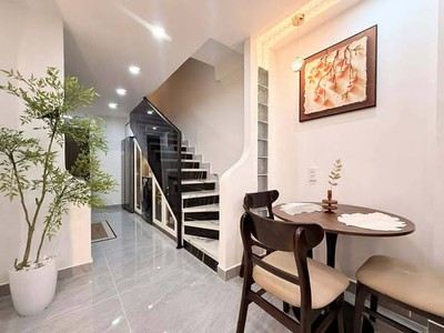 Nhà đường trần văn kỷ quận bình thạnh cũ. 1