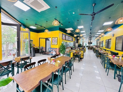 Em chuyển địa chỉ kinh doanh nên cần sang nhượng mặt bằng cũ. 0