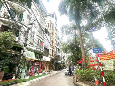 Bán nhà phân lô nguyễn chí thanh, đống đa - 52m2 x 5 tầng - mt 4.7m - ô tô tránh - sát hồ - kinh 0