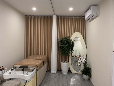Cần sang nhượng spa   chỉ việc vào làm tại vinhomes smart city 3