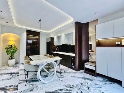  chính chủ cần bán nhà - lạc long quân 56m    mt 8m   ô tô tránh   kinh doanh   gần hồ tây   chỉ 1