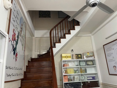 Cho thuê nhà ngõ oto pháo đài láng 34m2 x 4 tầng, 3pn,  4 wc, 17 triệu 3