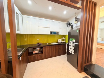 Cho thuê nhà mặt ngõ tam trinh gần minh khai 78m x 3 tầng x 3 phòng vào ngay 2