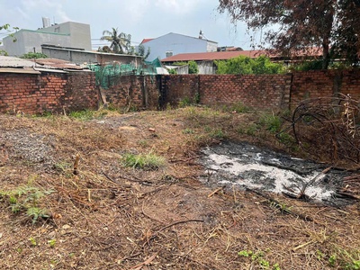 Bán đất hẻm bình thung   ngang 18m hiếm 4