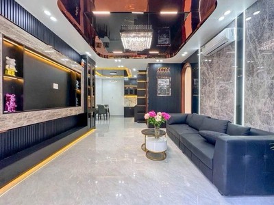 2 tầng 3 phòng ngủ - ngang 6.5m - cách mặt tiền huỳnh tấn phát 15m - hơn 4 tỷ 1