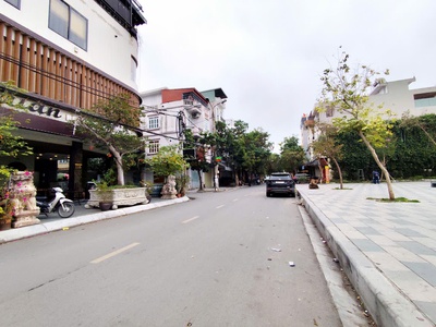 Đất mặt đường ngô kim tài - quán nam - 73m - vỉa hè 5m - giá 5.99 tỉ - vị trí kinh doanh 0