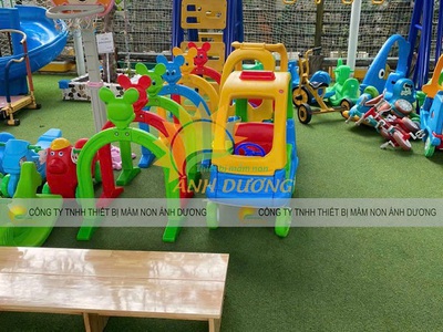 Cổng chui mầm non hình chuột Mickey, cung chui mầm non 3