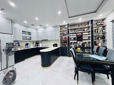 Vip, bán nhà lạc long quân, ô tô vào nhà, 7 tầng thang máy, chỉ nhỉnh 20 tỷ 3