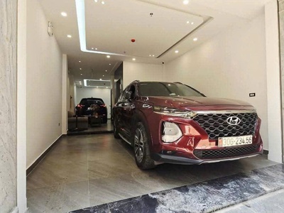 Bán gấp nhà Phạm Thuận Duật, mới tinh, có thang máy, hai mặt tiền thoáng vĩnh viễn 1