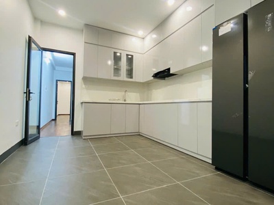 Bán gấp nhà Phạm Thuận Duật, mới tinh, có thang máy, hai mặt tiền thoáng vĩnh viễn 7