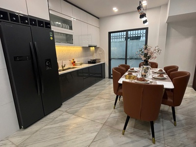 Cần bán nhanh căn nhà 3 tầng có đường hông 4m giá 2 tỷ 250 có bớt lộc 2