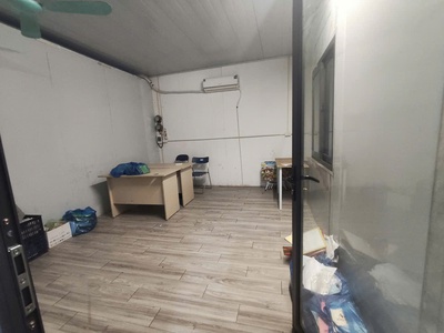 Cho thuê mặt sàn diện tích 180m2 tại đường đông, xã phúc thịnh, hà nội 0