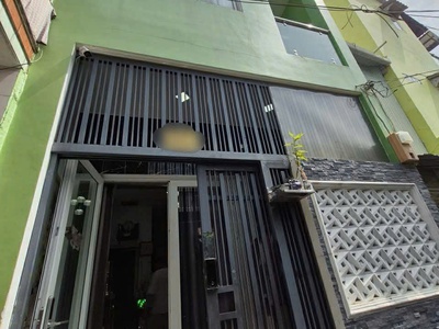 Chủ kẹt tiền nên cần bán căn nhà đường nguyễn thần hiến, phường 18, q. 4, hồ chí minh 0