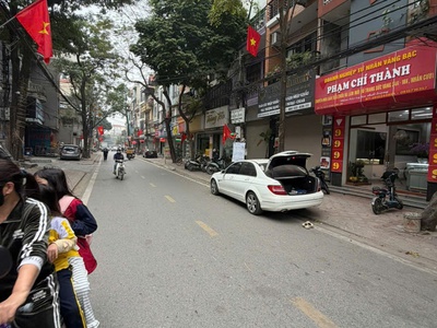 Cho thuê nhà xưởng mặt đường phố 1 tháng 5 đông anh 1