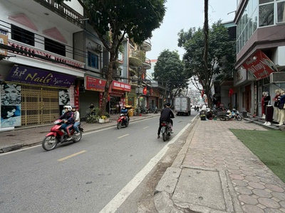 Cho thuê nhà xưởng mặt đường phố 1 tháng 5 đông anh 2