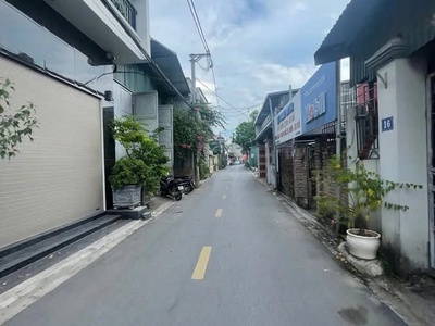 Nhà mới 5 tầng bát khối-long biên  40m2 x  8.5 tỷ. ô tô đỗ cửa-full nội thất. 4