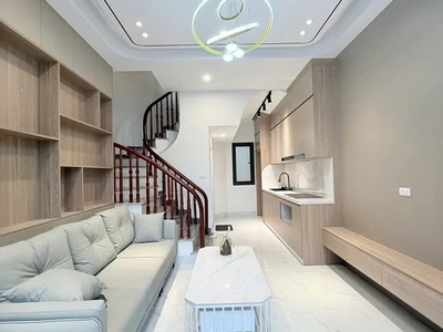 Bán nhà mới phố việt hưng 33 m2 x 5 tầng x 6.99 tỷ long biên hà nội.ngõ rộng full nội thất về ở 3