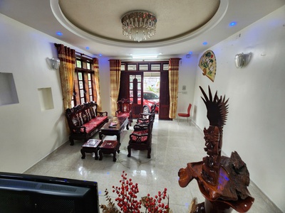 Cho thuê villa sân vườn yersin p9 đà lạt 5pn full nội thất 20tr 0