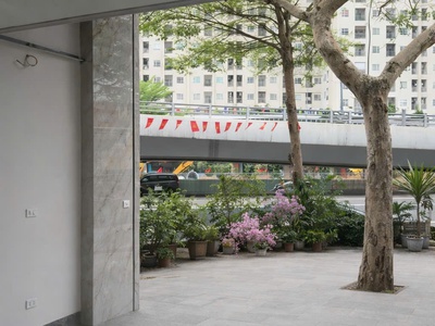 Cho thuê mặt đường Xuân Tảo- Hoàng Quốc Việt 5