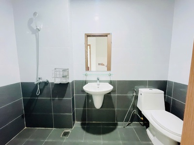 Cho thuê căn hộ 2,5 ngủ đủ đồ chung cư 384 Lê Thánh Tông , Ngô Quyền chỉ 7M 4