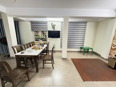 Trung tâm đống đa   mặt phố cát linh gần văn miếu quốc tử giám   lô góc   6 tầng   chỉ 29 tỷ  lh 2