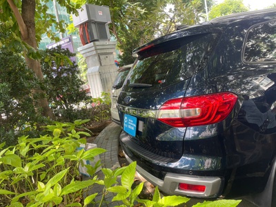 Chính chủ bán xe FORD EVEREST sản xuất năm 2021 7