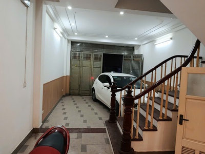 Cần bán gấp nhà phân lô phố Quan Nhân TX 80m2 6 tầng giá đầu tư 1