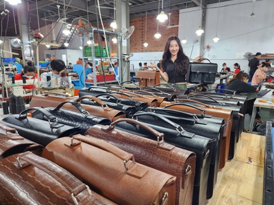 Tìm Đối Tác Muốn Nhập Sỉ Đồ Da - Xưởng Đồ Da Thật XTC 9