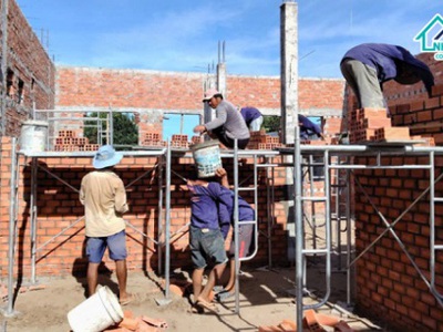 Cùng Nhà Việt tìm hiểu một số yếu tố ảnh hưởng đến chi phí xây nhà 2 tầng 80m2 0