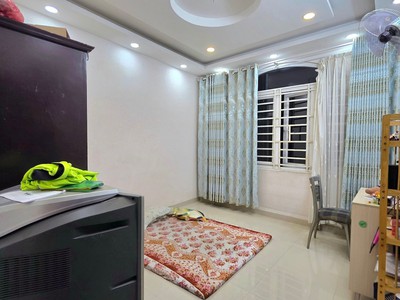  NHÀ ĐẸP 4 tầng   NGUYỄN TRI PHƯƠNG, Q.10 phù hợp ở kết hợp kinh doanh 7