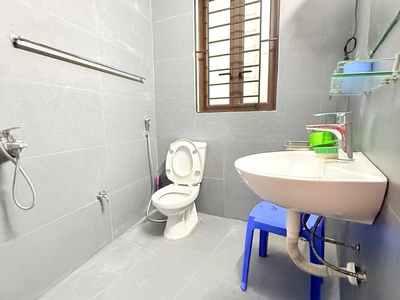 Bán nhà phương mai 33m2.  5 tầng. mặt tiền 4m. giá 9.168 tỷ đống đa hà nội 1