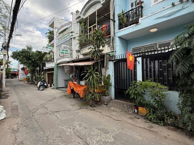 Nhà 1 lầu sổ hồng riêng 4,1mx14,5m đường ô tô thông gần siêu thị metro q12 2