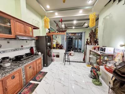 Bán nhà đường số 8, phường linh xuân, thủ đức, tp hcm. dt  50m2, 3 tầng, 3pn, sh, 4.95 tỷ. 1