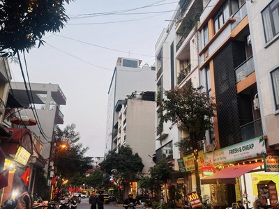 Quá hiếm, mặt phố ái mộ bồ đề 100m2, mt 6m, 6 tầng, dòng tiền 90tr/tháng - 60 tỷ 1